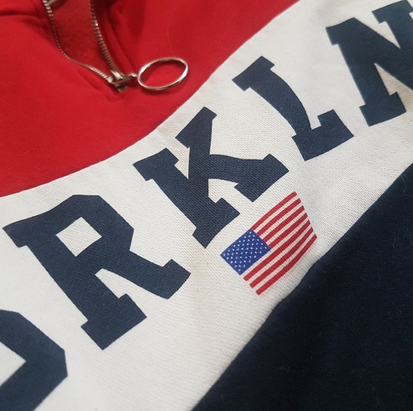 DIVIDED Cropped Sweater - Picture 5 of 15